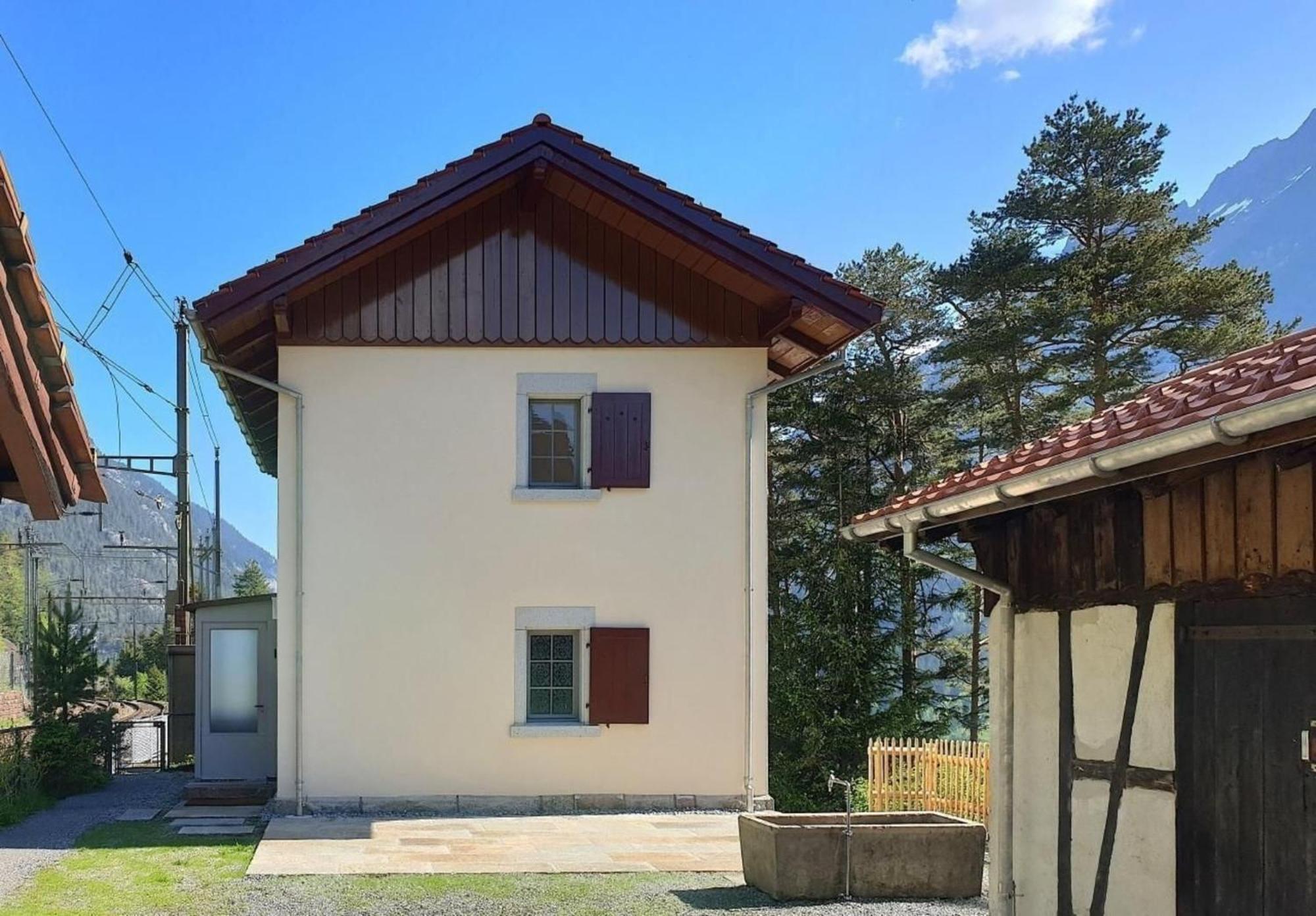 Villa Bahnwaerterhaus Eggwald Wassen Esterno foto